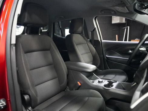 Used 2024 GMC Terrain SLE w/ Driver Convenience Package AWD/4WD image 34