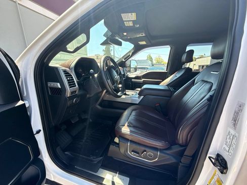Used 2016 Ford F150 Platinum w/ Technology Package AWD/4WD image 2