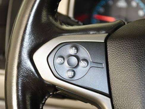 Used 2015 Chevrolet Colorado W/T RWD image 23