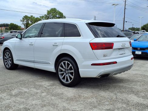 Used 2017 Audi Q7 3.0T Prestige AWD/4WD image 3