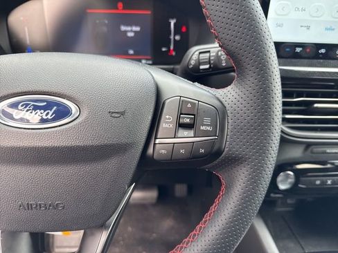 New 2025 Ford Escape ST-Line w/ Equipment Group 301A image 17