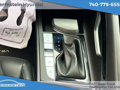 Used 2025 Hyundai Elantra Limited FWD image 15