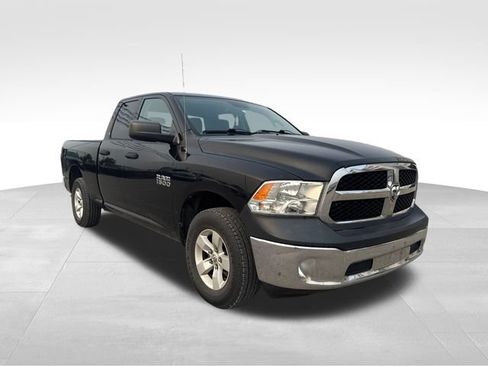 Used 2017 RAM 1500 ST w/ SXT Appearance Group AWD/4WD image 3