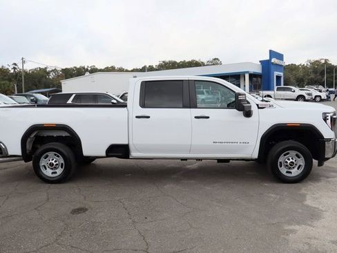 Certified 2024 GMC Sierra 2500 Pro w/ Convenience Package image 6