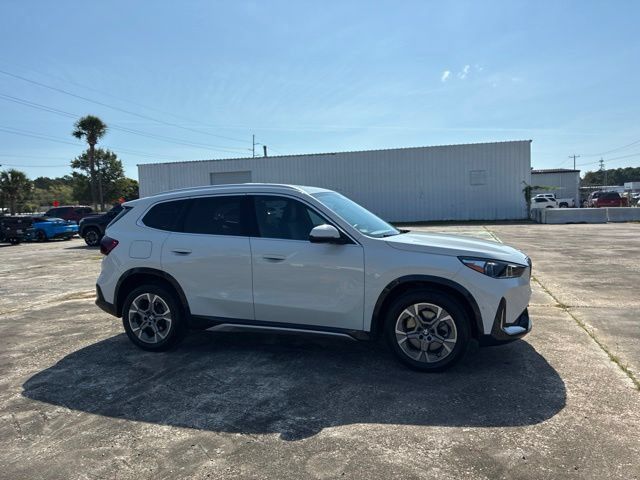 Used 2025 BMW X1 xDrive28i w/ Convenience Package AWD/4WD image 2