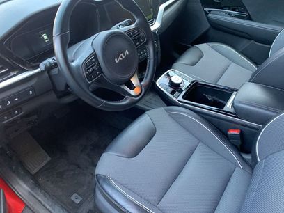 Used 2022 Kia Niro EX