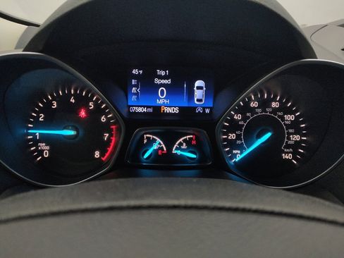 Used 2017 Ford Escape SE image 23