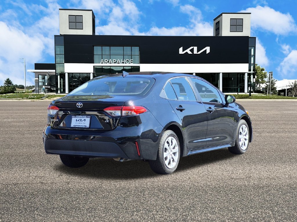 Used 2024 Toyota Corolla LE FWD image 5