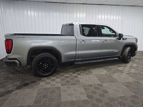 Used 2024 GMC Sierra 1500 Elevation AWD/4WD image 3