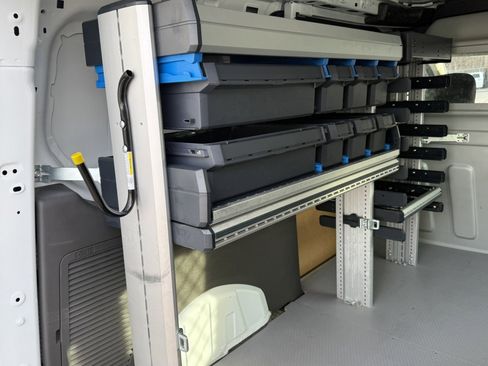 Used 2021 Ford Transit Connect XL image 9