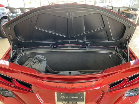 Used 2022 Chevrolet Corvette Stingray Premium Conv w/ Z51 Performance Package RWD image 12