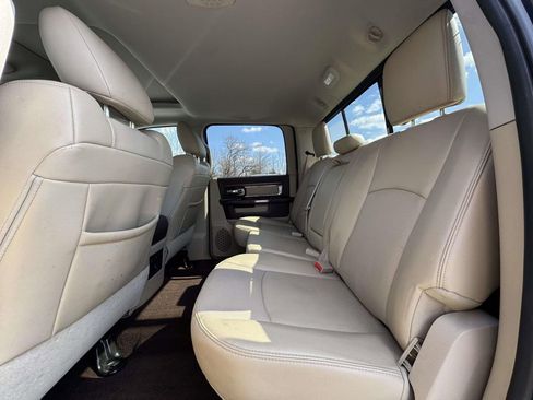 Used 2014 RAM 1500 Laramie w/ Convenience Group image 15