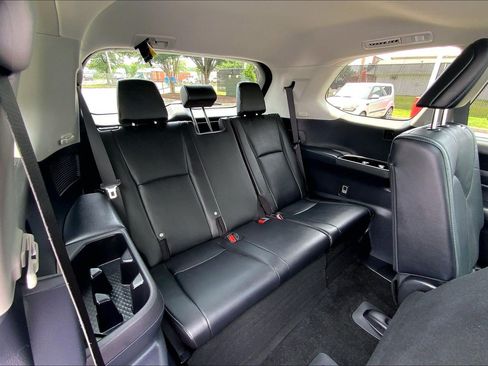 Used 2025 Toyota Grand Highlander AWD image 33