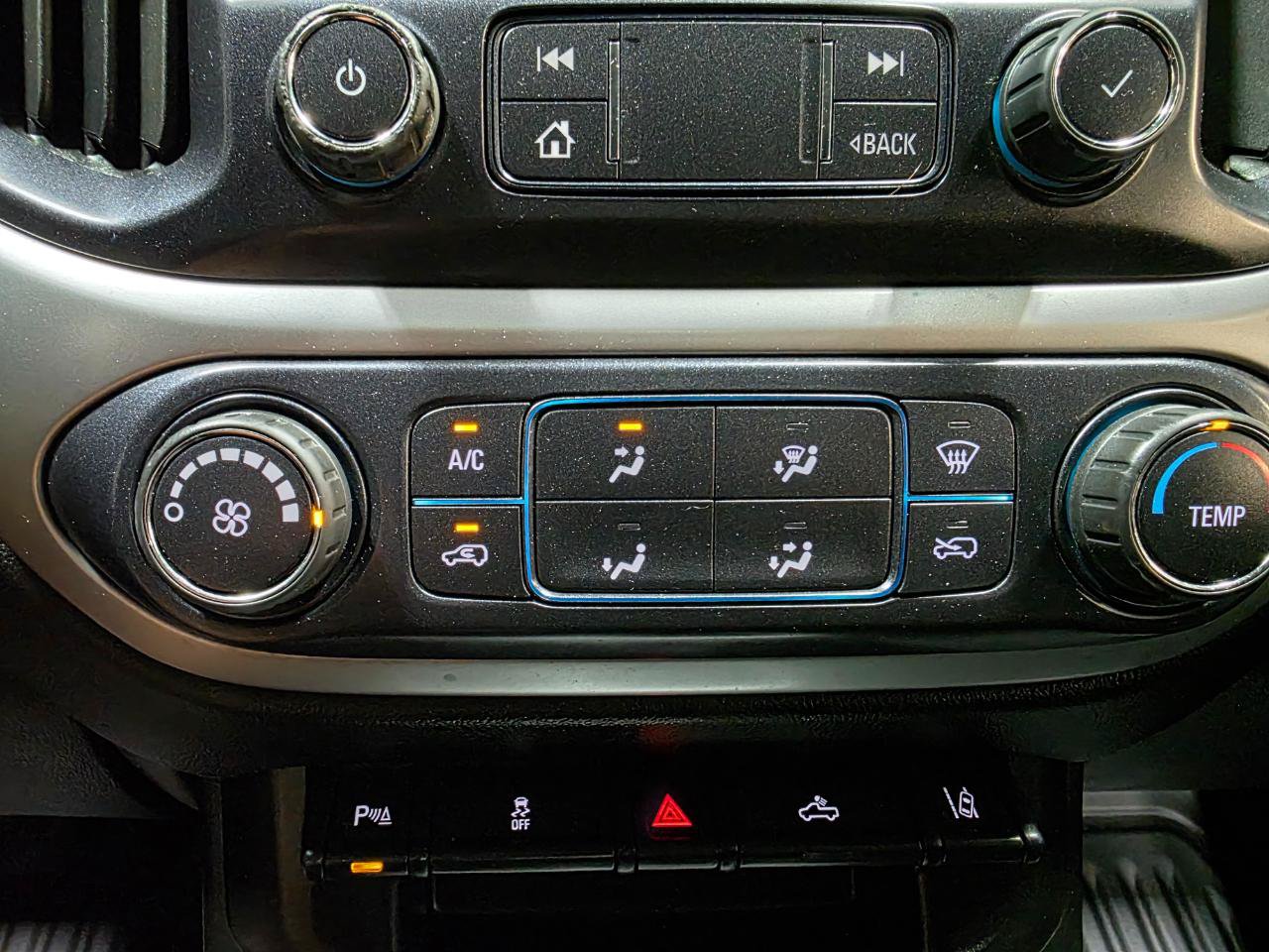 Used 2022 Chevrolet Colorado LT w/ Fleet Safety Package RWD image 27