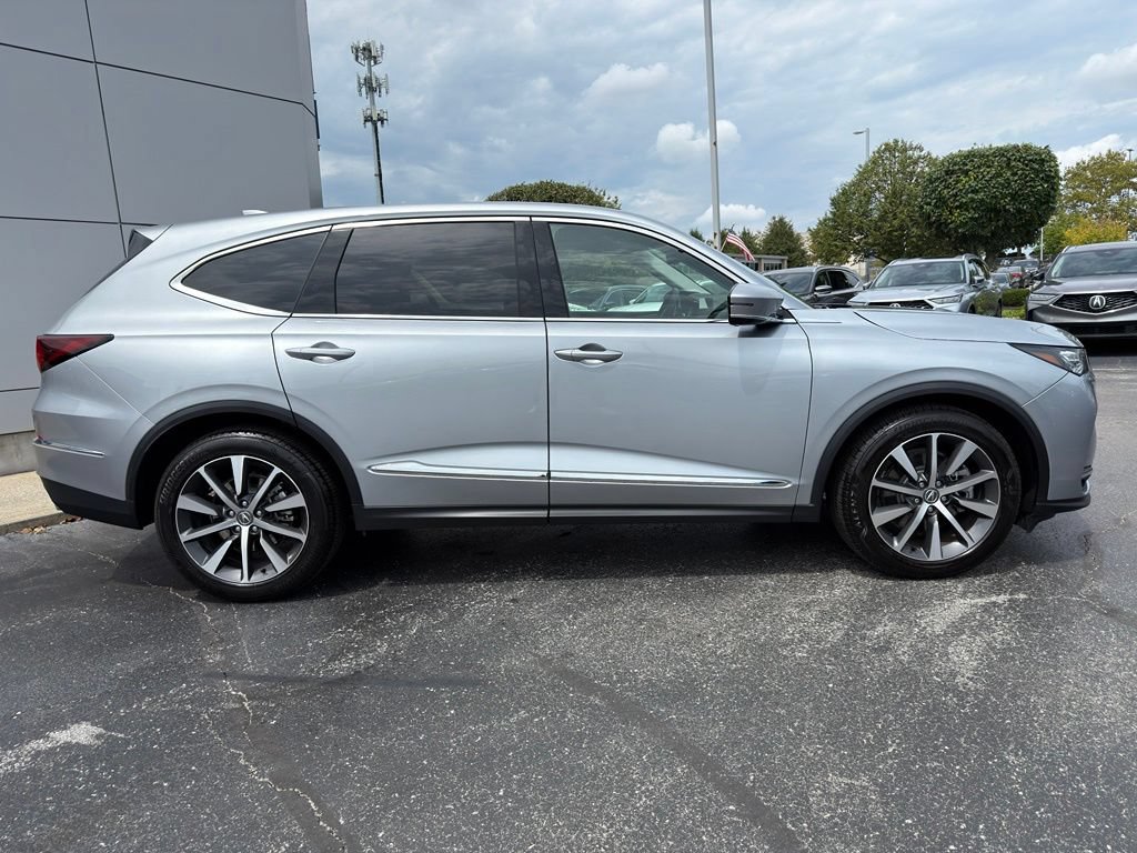 Certified 2026 Acura MDX w/ Technology Package FWD image 2