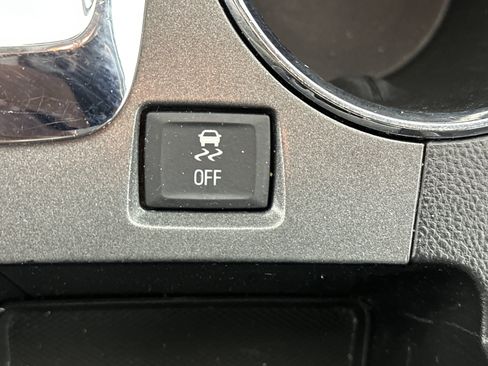 Used 2015 Chevrolet Equinox LT w/ Driver Convenience Package image 22