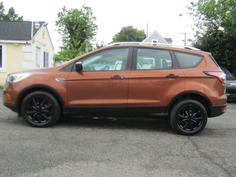 Used 2017 Ford Escape S FWD image 4
