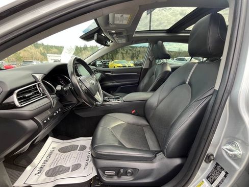 Used 2022 Toyota Camry XSE w/ Carpet Mat Package (TMS) image 15