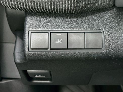 Used 2024 Subaru Solterra AWD/4WD image 17