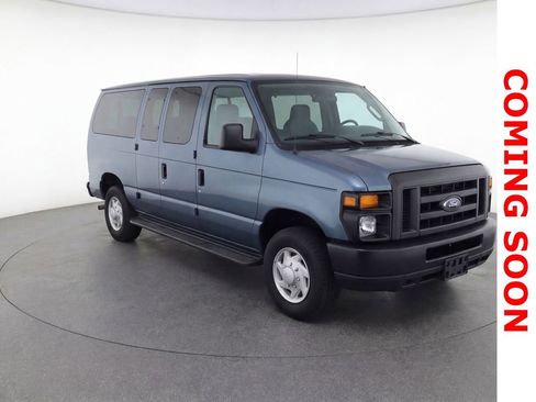 Used 2013 Ford E-150 and Econoline 150 XL w/ PWR Windows & Locks Group image 3
