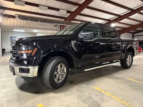 Used 2025 Ford F150 XLT w/ Equipment Group 301A Standard AWD/4WD image 4