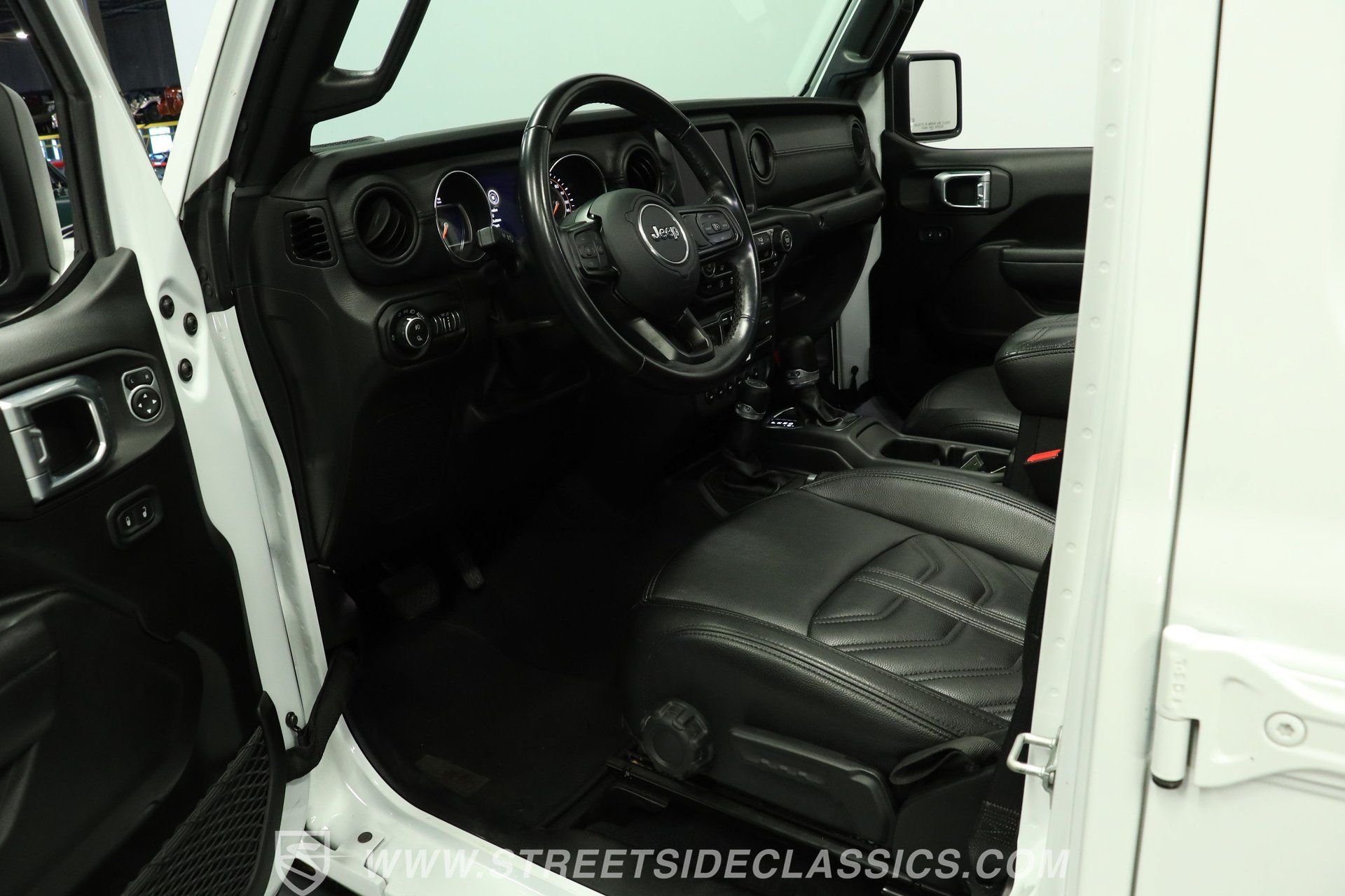 Used 2022 Jeep Gladiator Sport AWD/4WD image 4