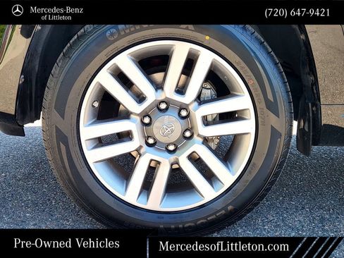 Used 2013 Toyota 4Runner Limited AWD/4WD image 10