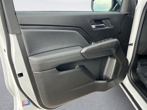 New 2026 GMC Canyon Elevation RWD image 10