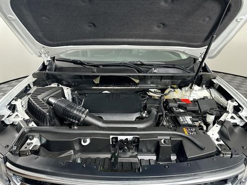 Used 2023 GMC Acadia SLT image 43