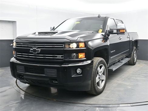 Used 2019 Chevrolet Silverado 2500 LTZ w/ Duramax Plus Package image 2