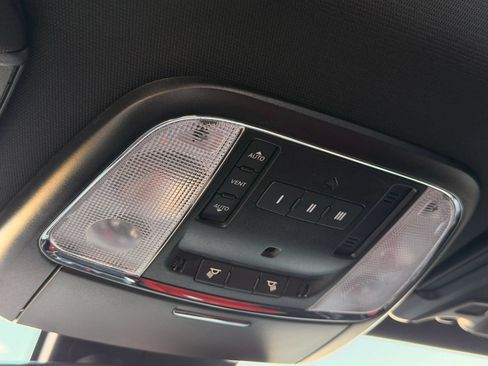 Used 2023 Dodge Charger Scat Pack RWD image 66