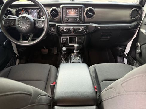 Used 2020 Jeep Wrangler Unlimited Sport image 10