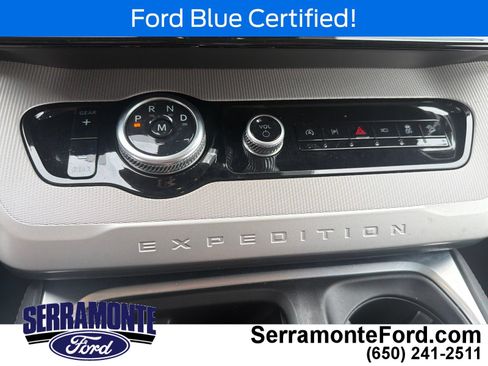 Used 2025 Ford Expedition Active AWD/4WD image 18