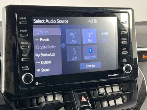 Used 2021 Toyota Corolla LE image 27