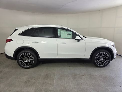 New 2026 Mercedes-Benz GLC 300 image 3