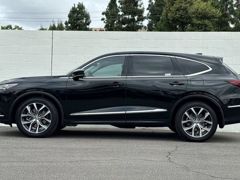 Certified 2024 Acura MDX SH-AWD w/ Technology Package image 10