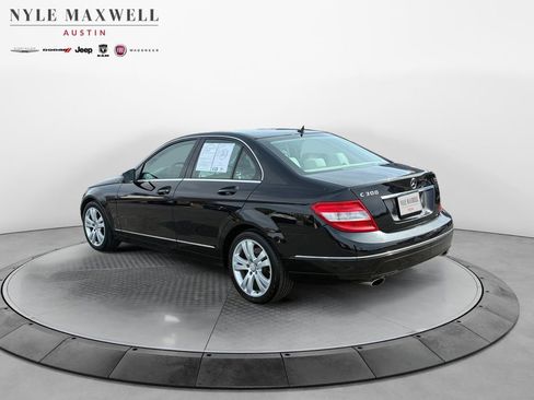 Used 2010 Mercedes-Benz C 300 Sedan image 11