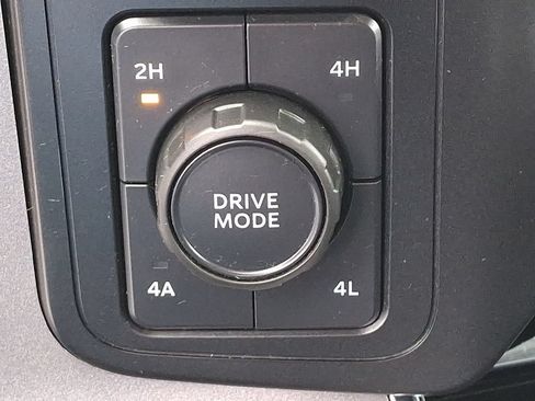 Used 2023 Ford F150 Lariat w/ Equipment Group 502A High AWD/4WD image 25