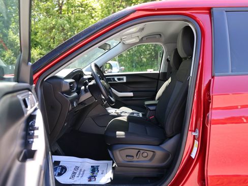 Certified 2023 Ford Explorer XLT AWD/4WD image 17