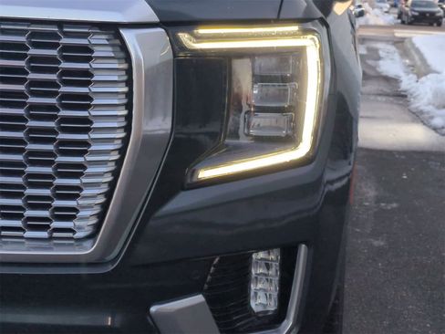 Used 2021 GMC Yukon Denali w/ Denali Ultimate Package image 12