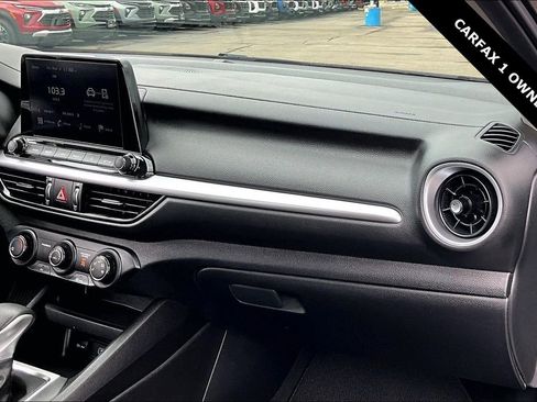 Used 2024 Kia Forte LXS w/ LXS Technology Package image 25