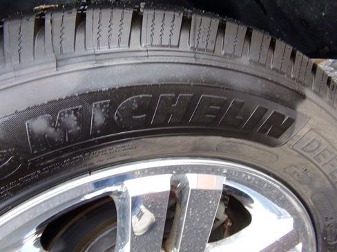 Used 2008 Ford Explorer Sport Trac Limited image 31