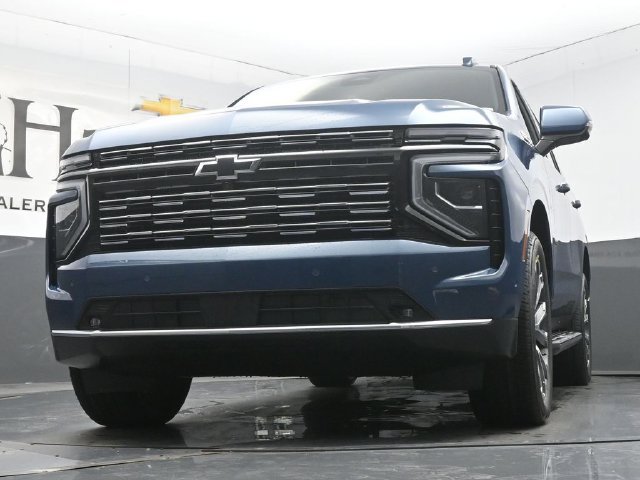 New 2026 Chevrolet Tahoe High Country w/ Sun And Tow Package AWD/4WD image 35