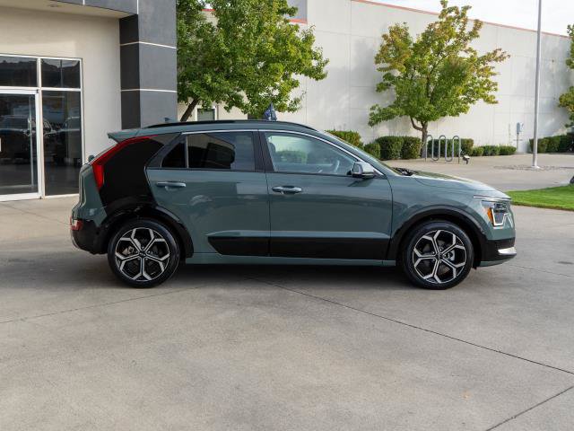 Certified 2023 Kia Niro SX Touring FWD image 8