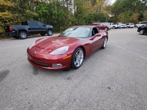 Used 2007 Chevrolet Corvette Coupe image 9