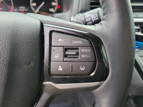 Used 2025 Honda Odyssey Elite image 19