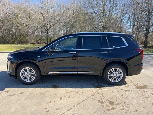 New 2025 Cadillac XT6 Luxury FWD image 2