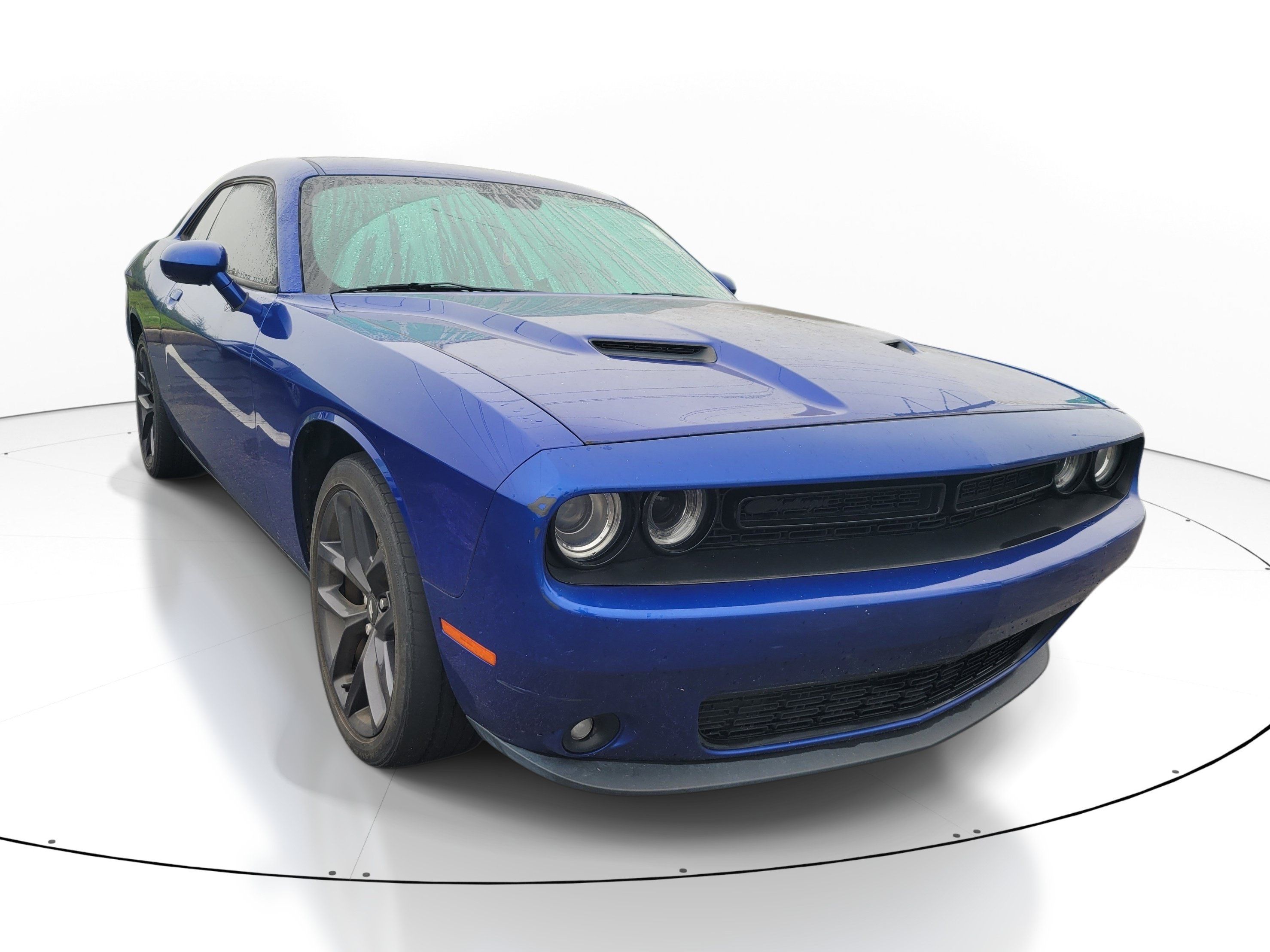 Used 2021 Dodge Challenger SXT w/ Driver Convenience Group RWD image 1