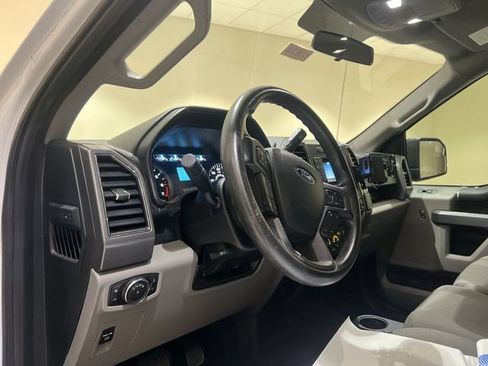 Used 2018 Ford F150 XLT AWD/4WD image 9