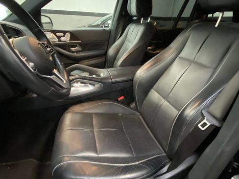 Used 2022 Mercedes-Benz GLS 450 4MATIC image 7